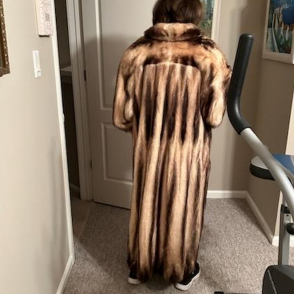 SOLD XL fitch fur Fulllength designer coat mint condition No Offers Pls Final$ - Picture 6 of 16